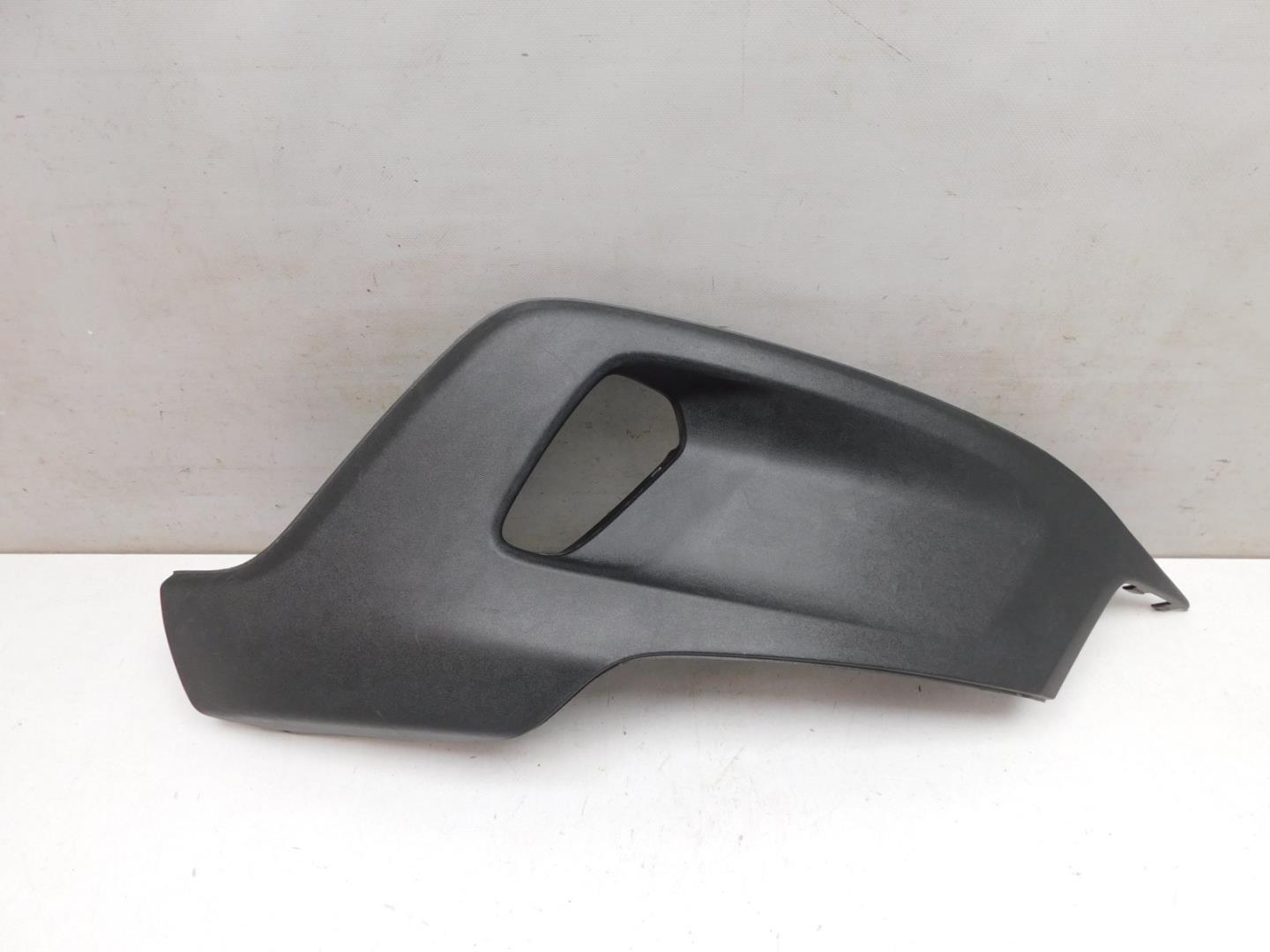 Накладка переднего бампера