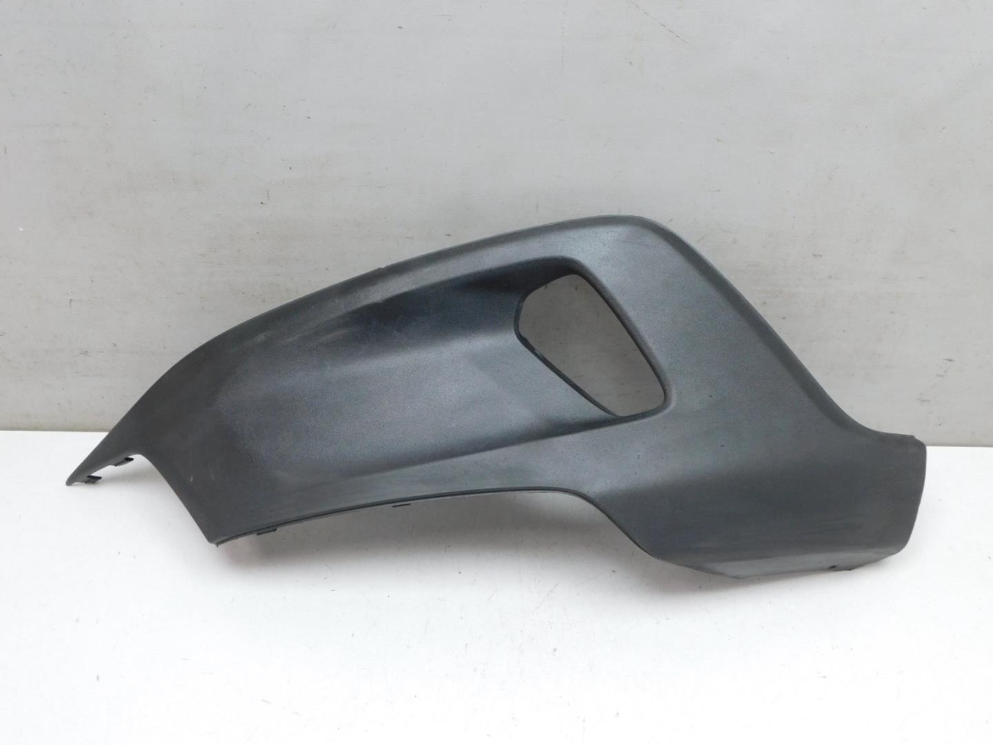 Накладка переднего бампера