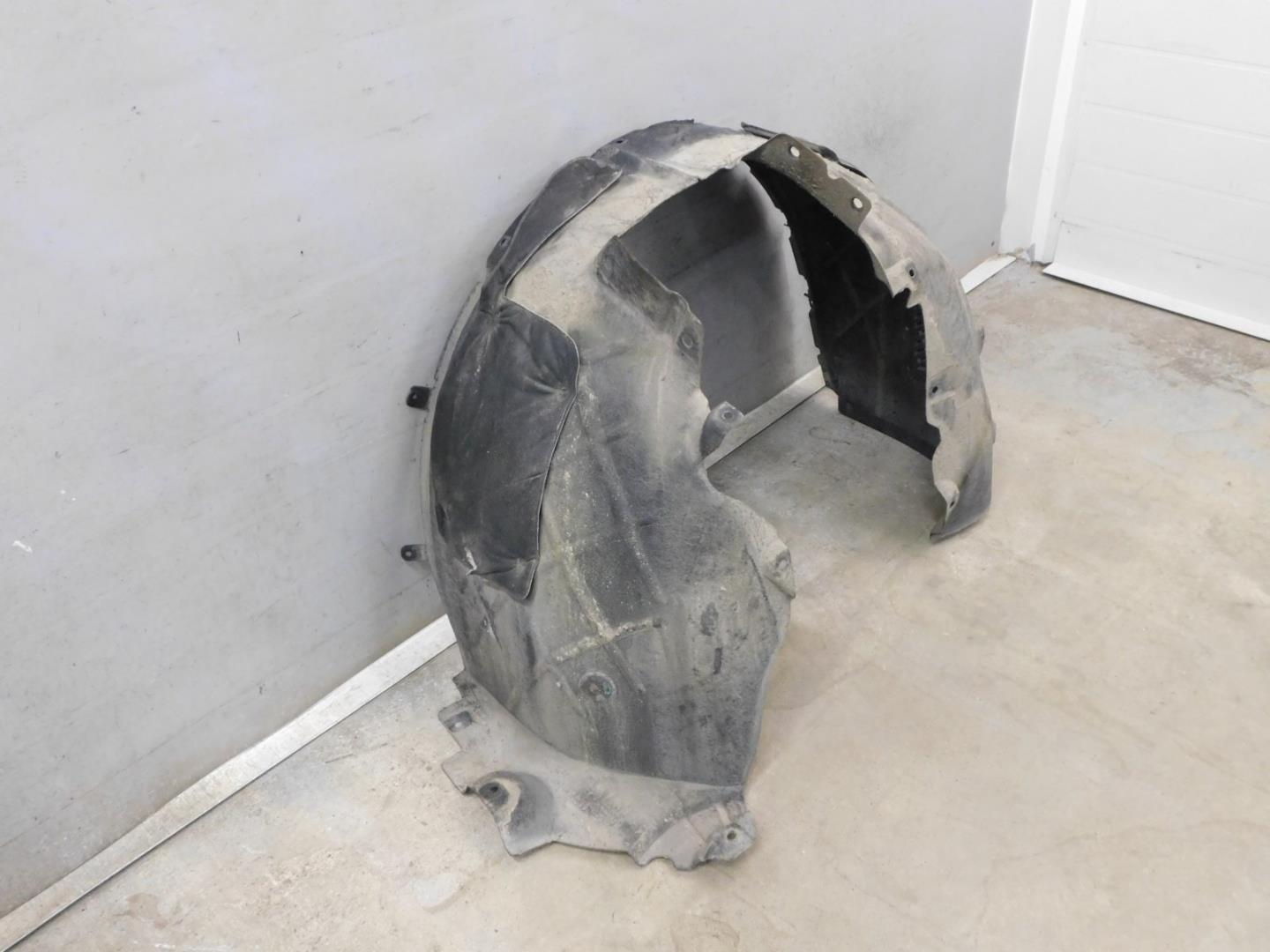 Локер передний левый