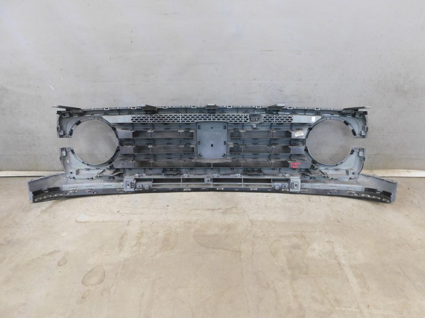 Решетка радиатора