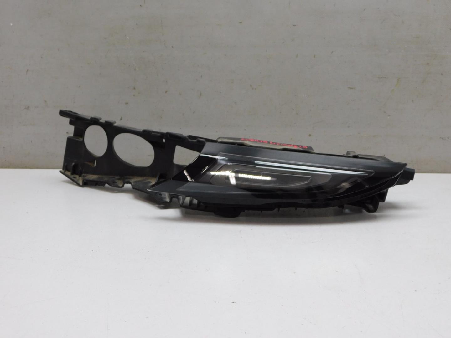 Указатель поворота левый