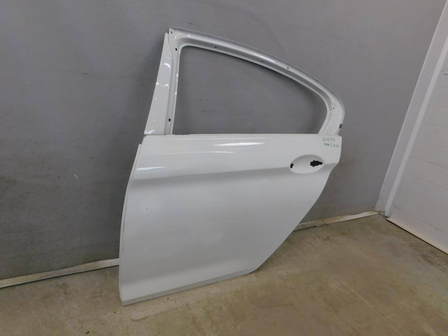 Дверь задняя левая