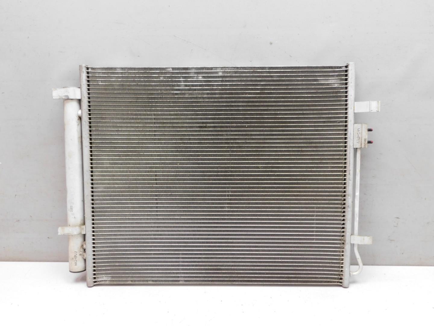 Радиатор кондиционера / конденсер