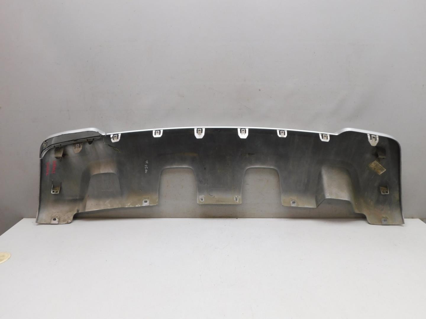 Накладка заднего бампера