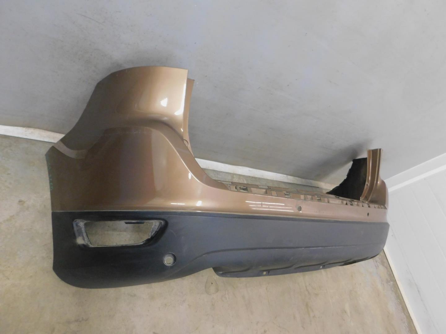 Бампер задний