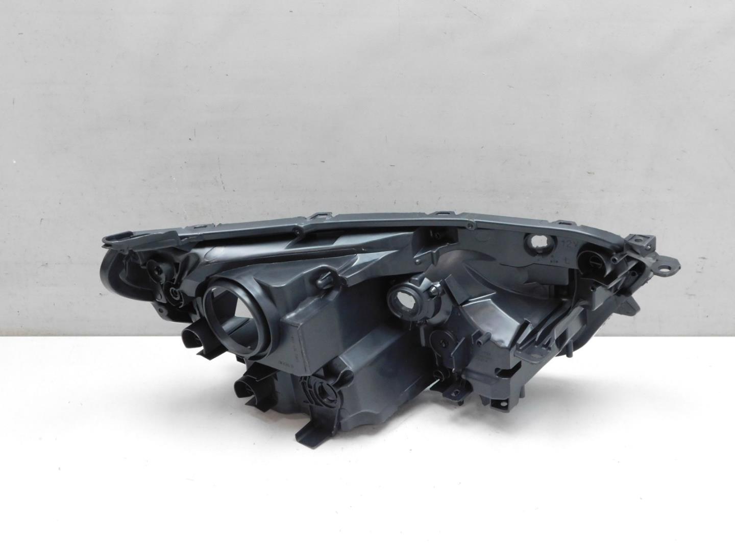 Корпус фары левой