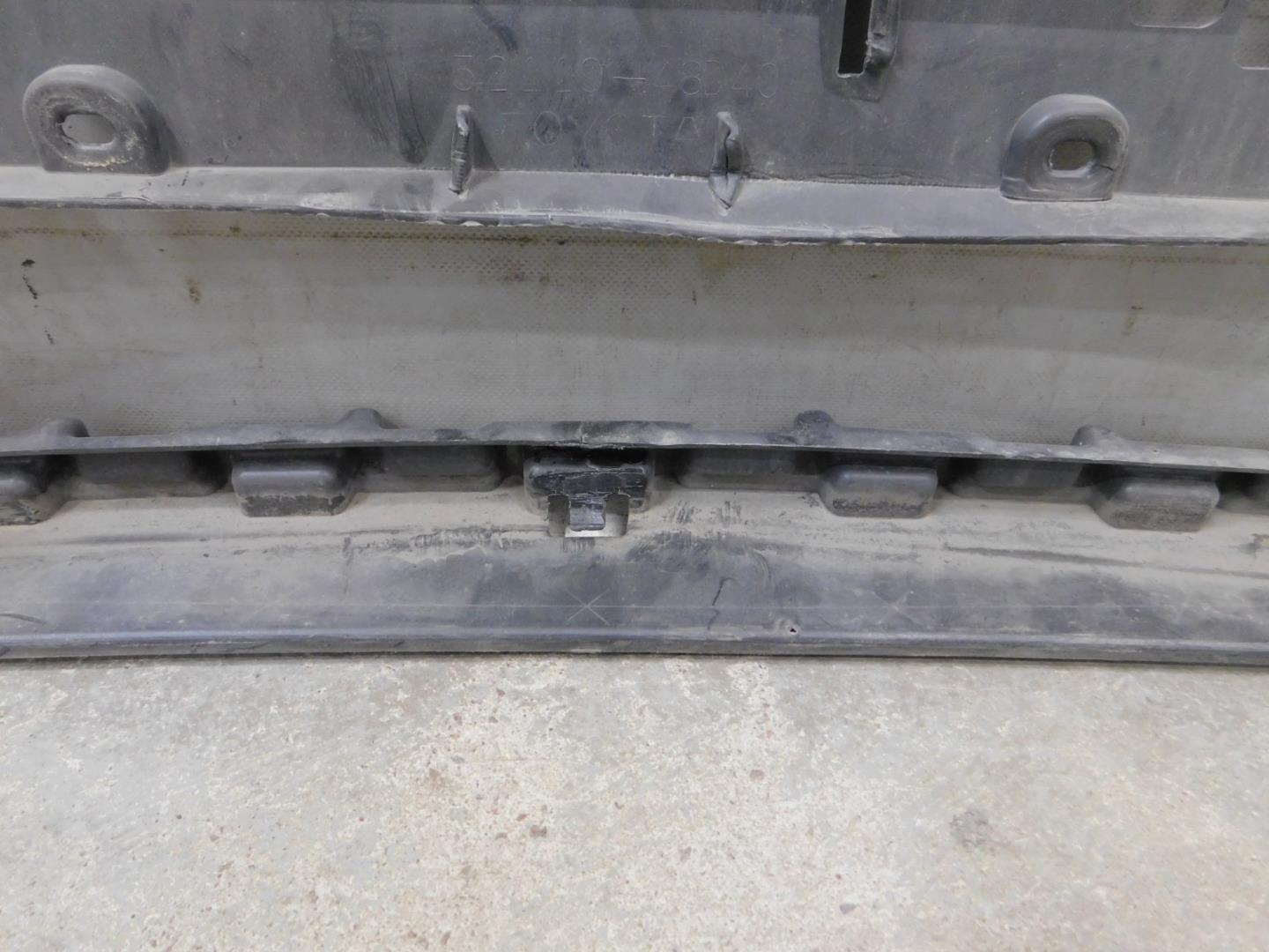 Бампер передний