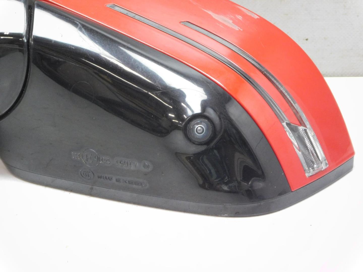 Зеркало левое электрическое