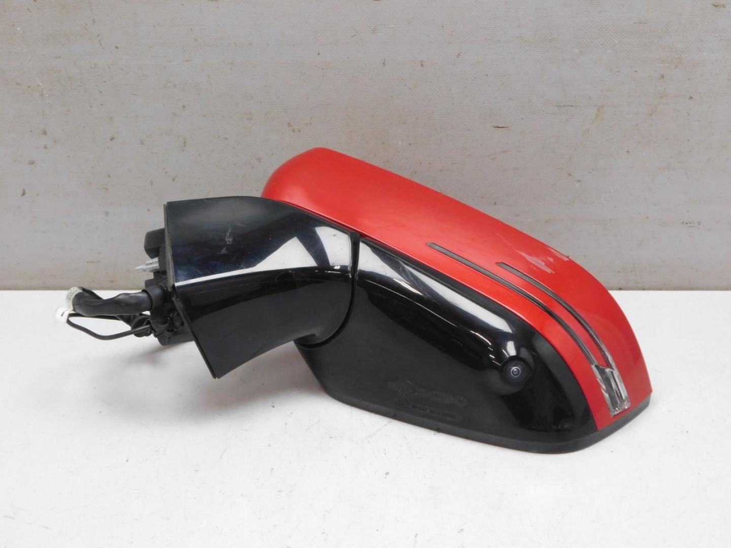 Зеркало левое электрическое