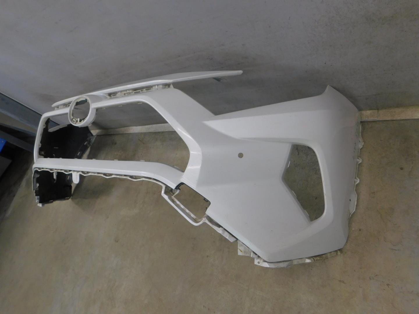 Бампер передний