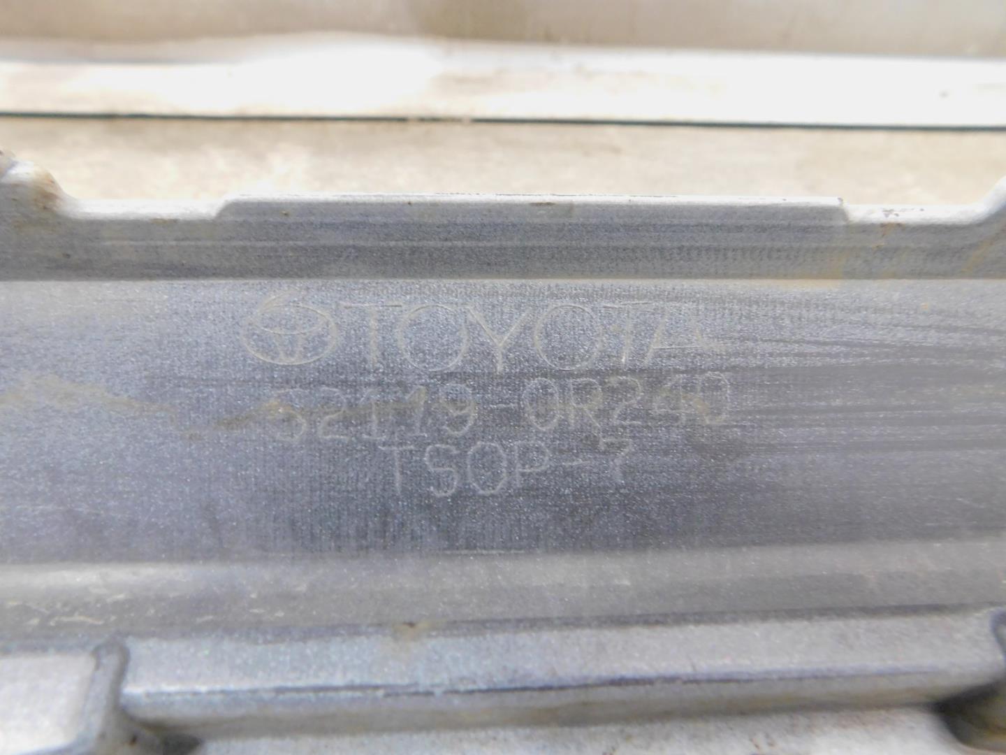 Бампер передний