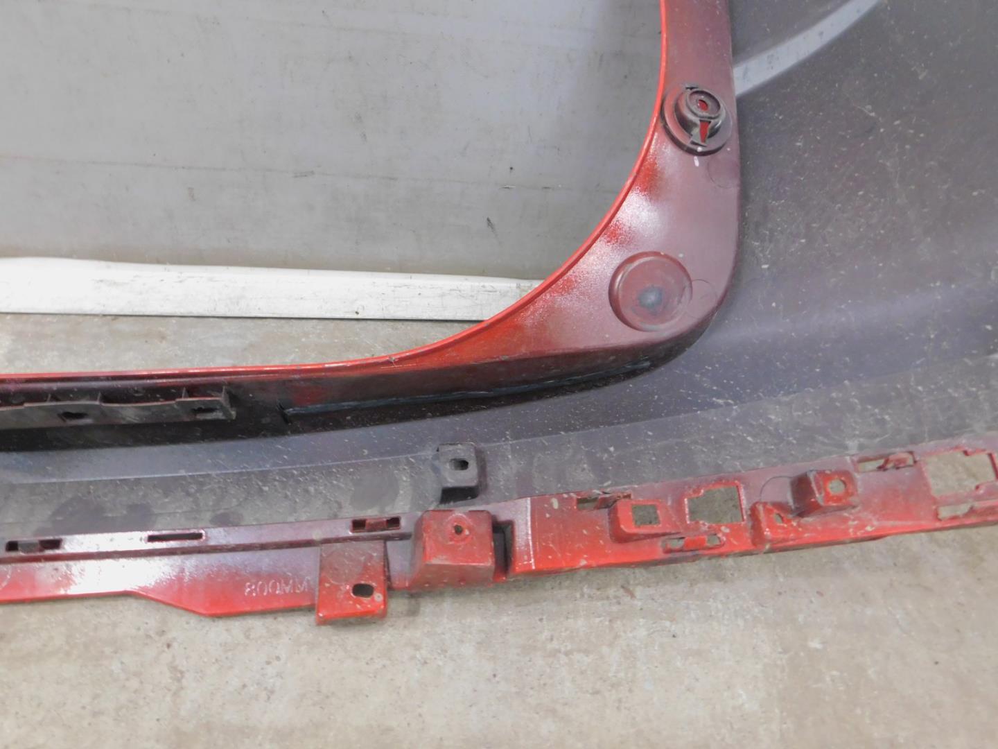 Бампер задний