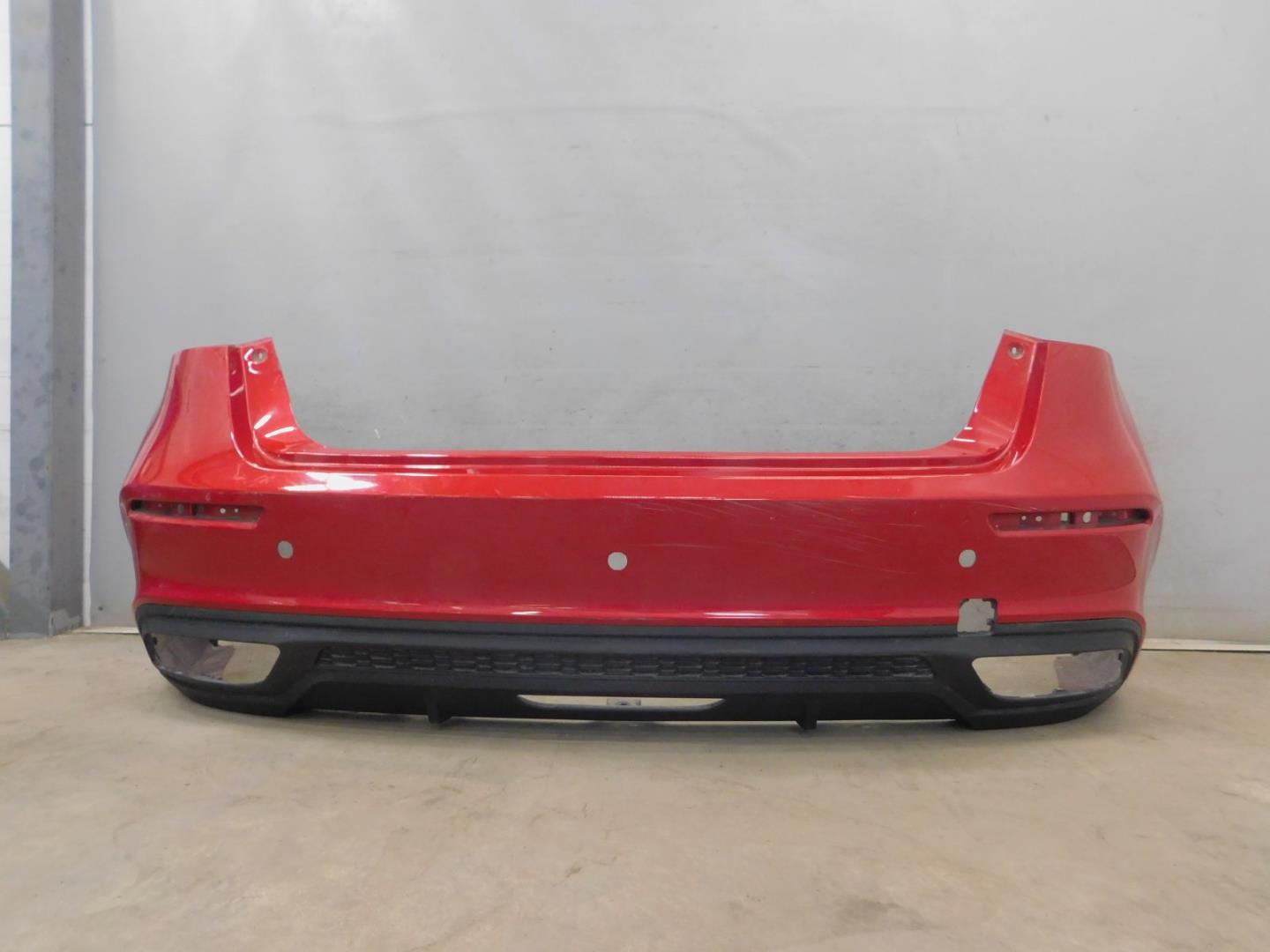 Бампер задний