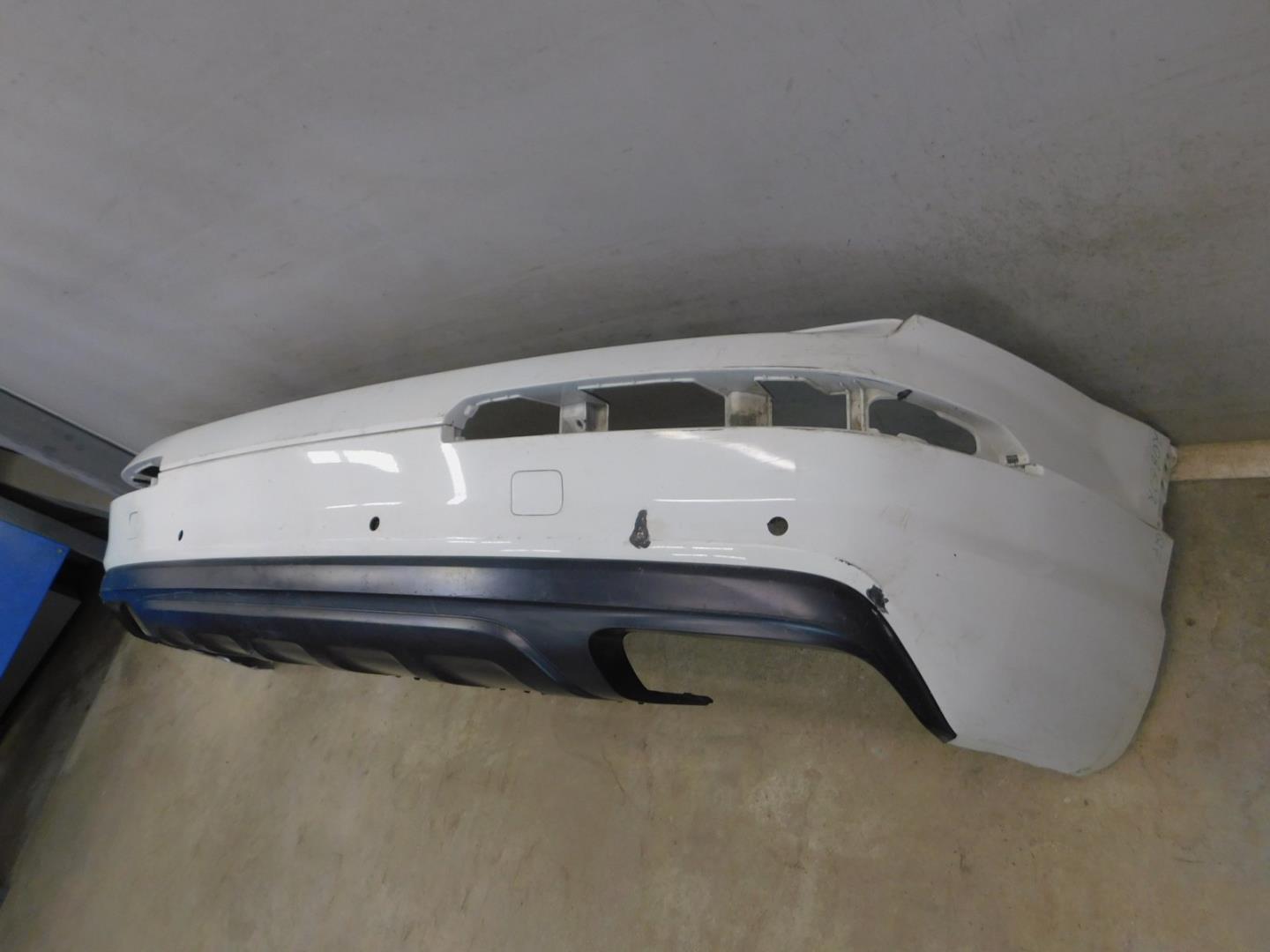 Бампер задний