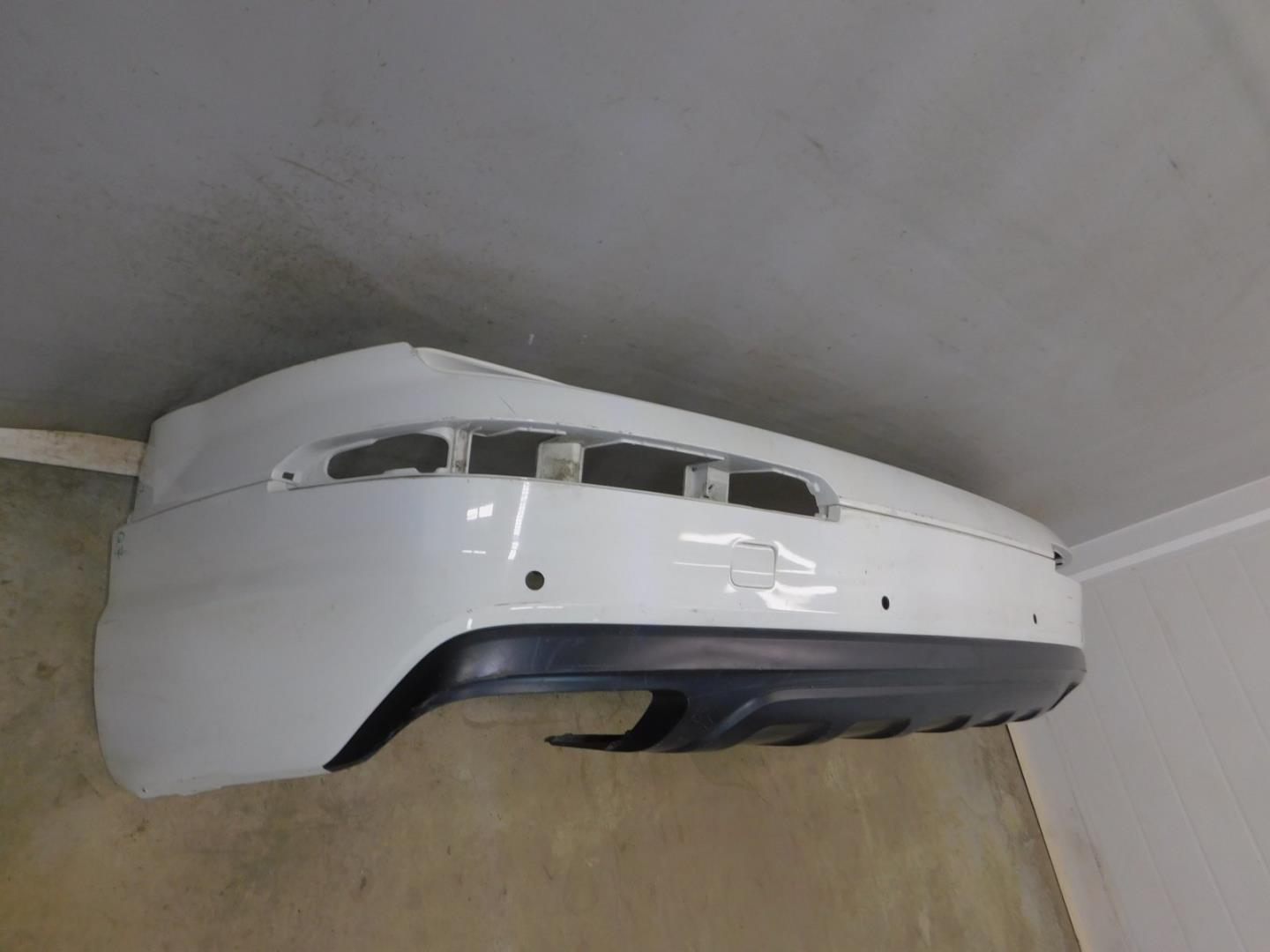 Бампер задний