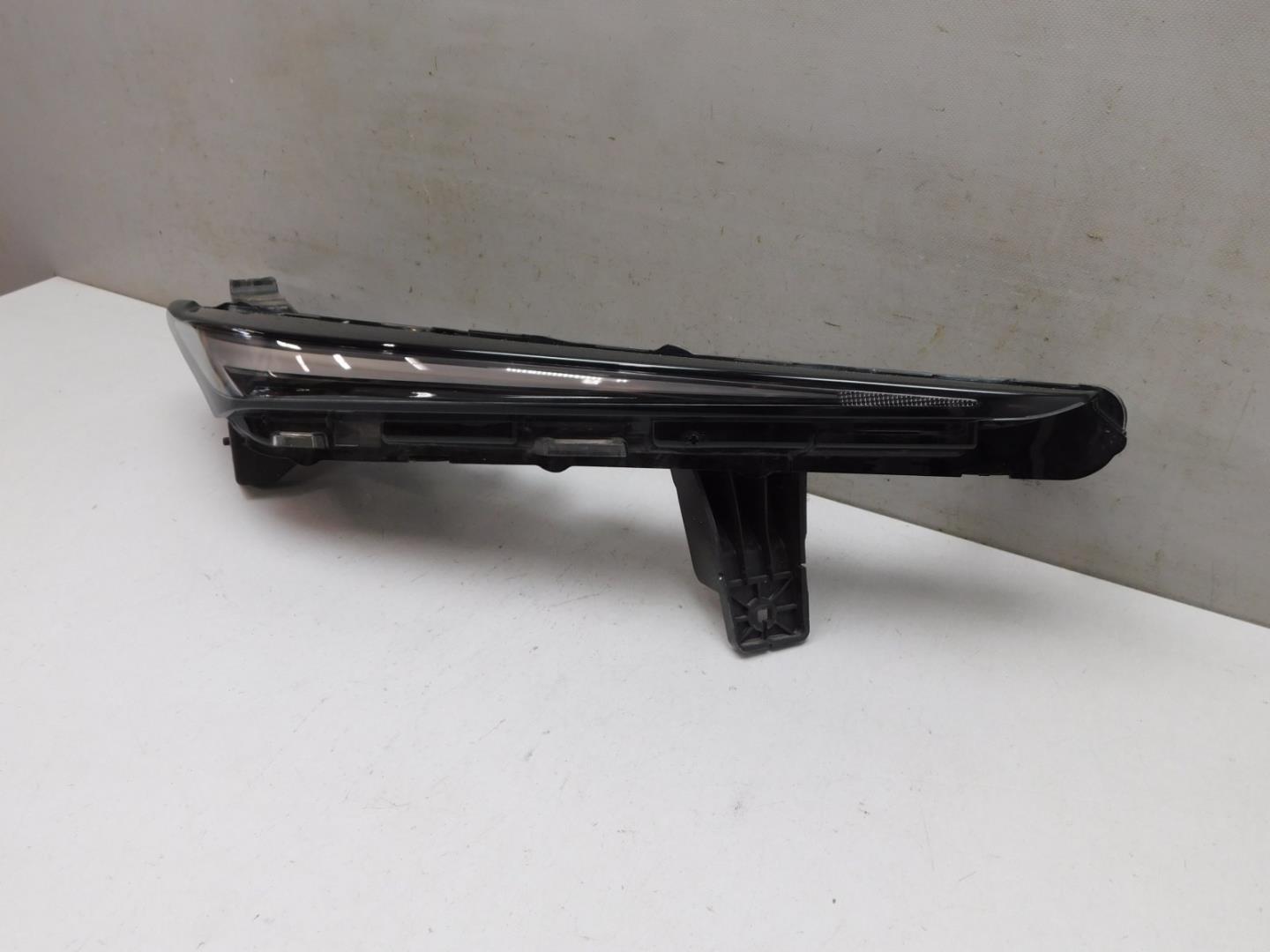 Габарит передний правый