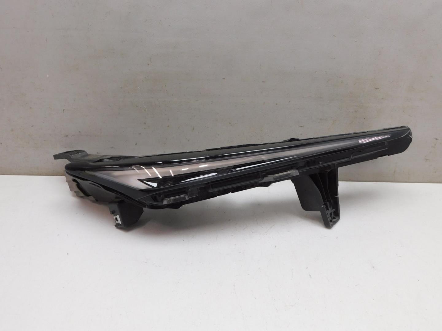 Габарит передний правый