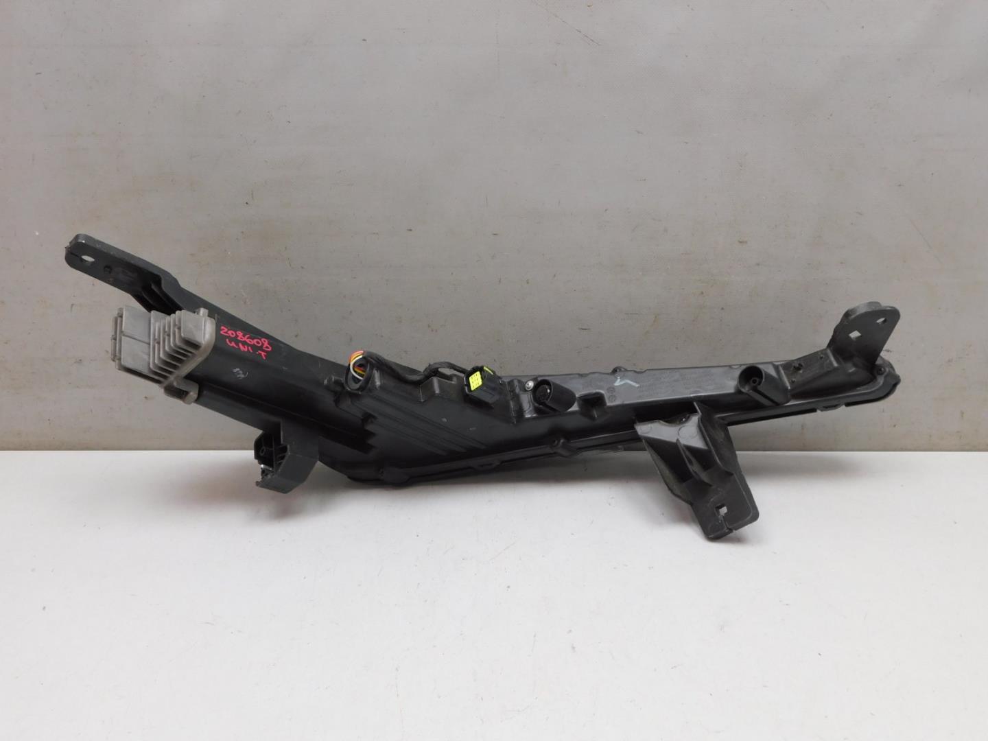 Габарит передний левый