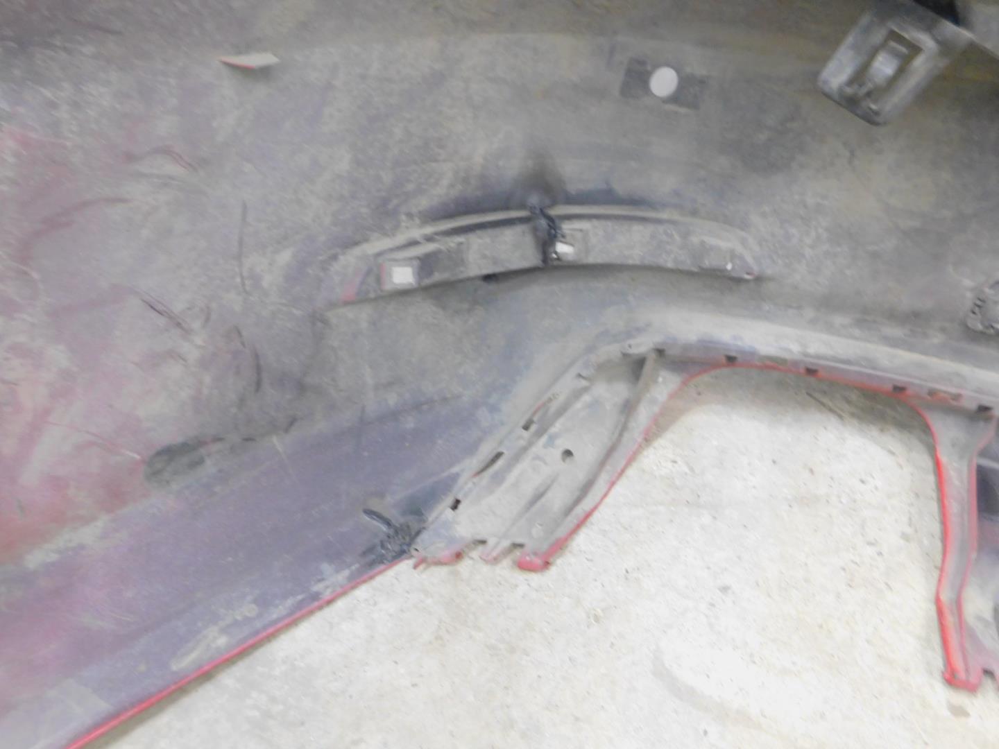 Бампер задний