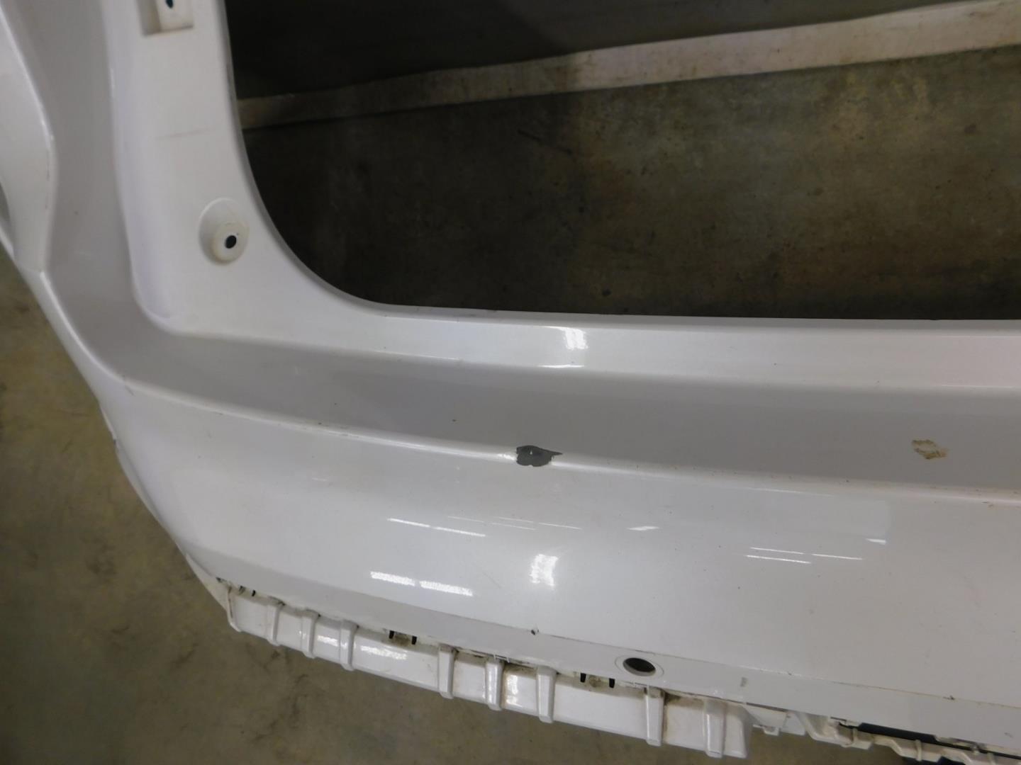 Бампер задний