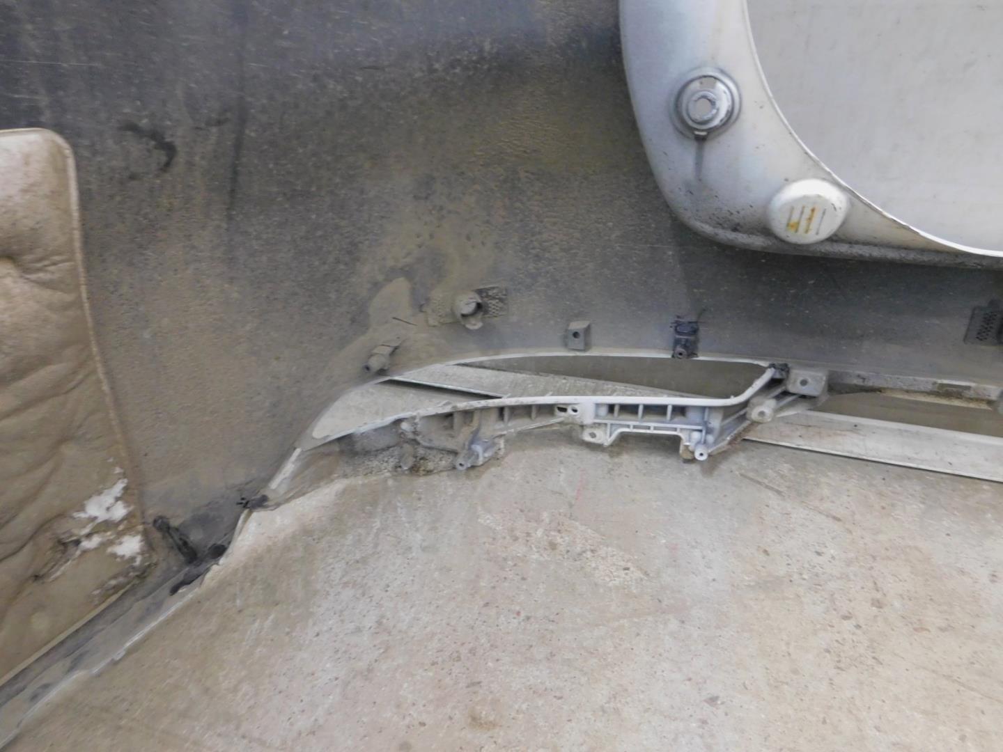 Бампер задний