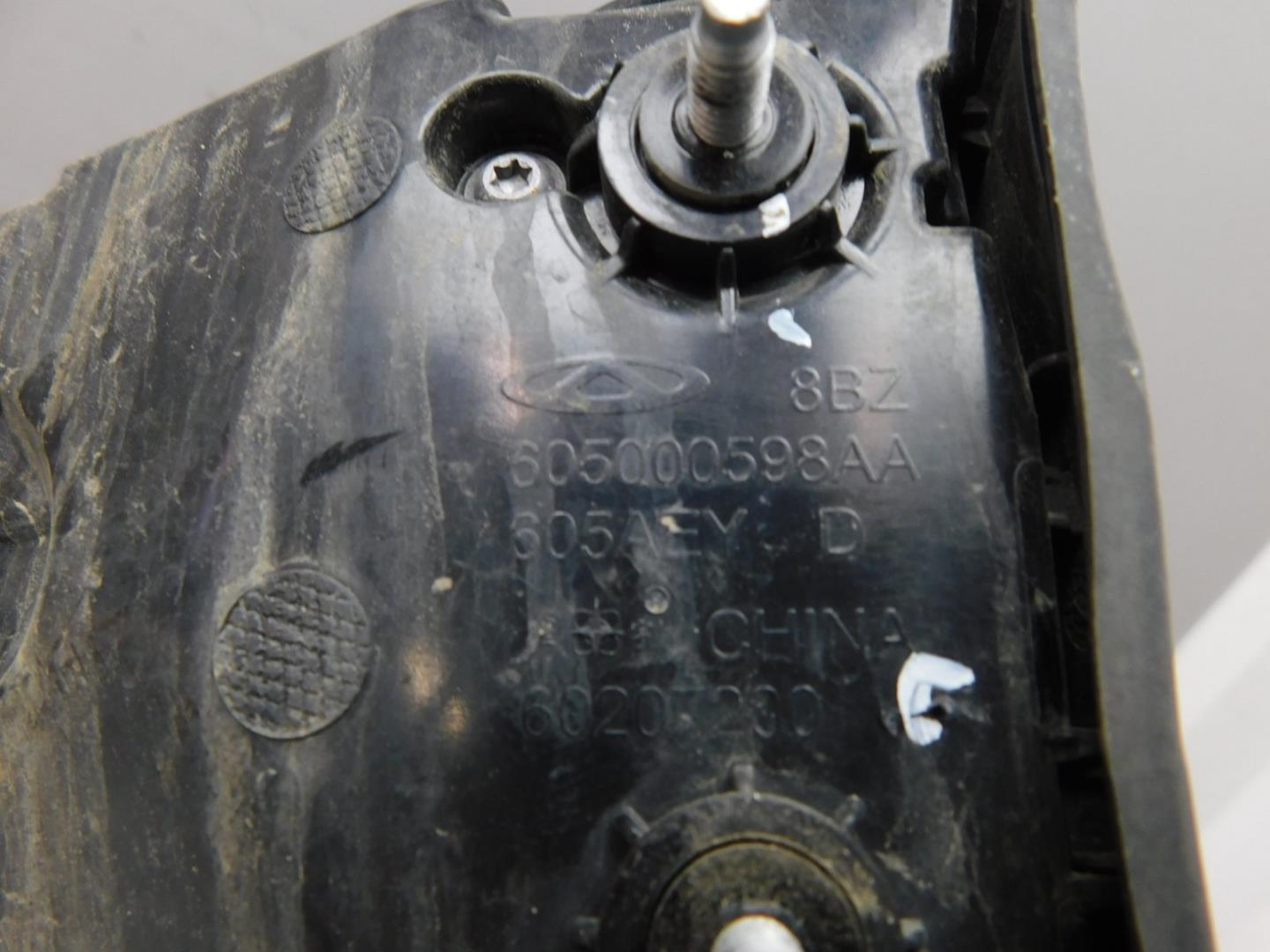 Фонарь задний