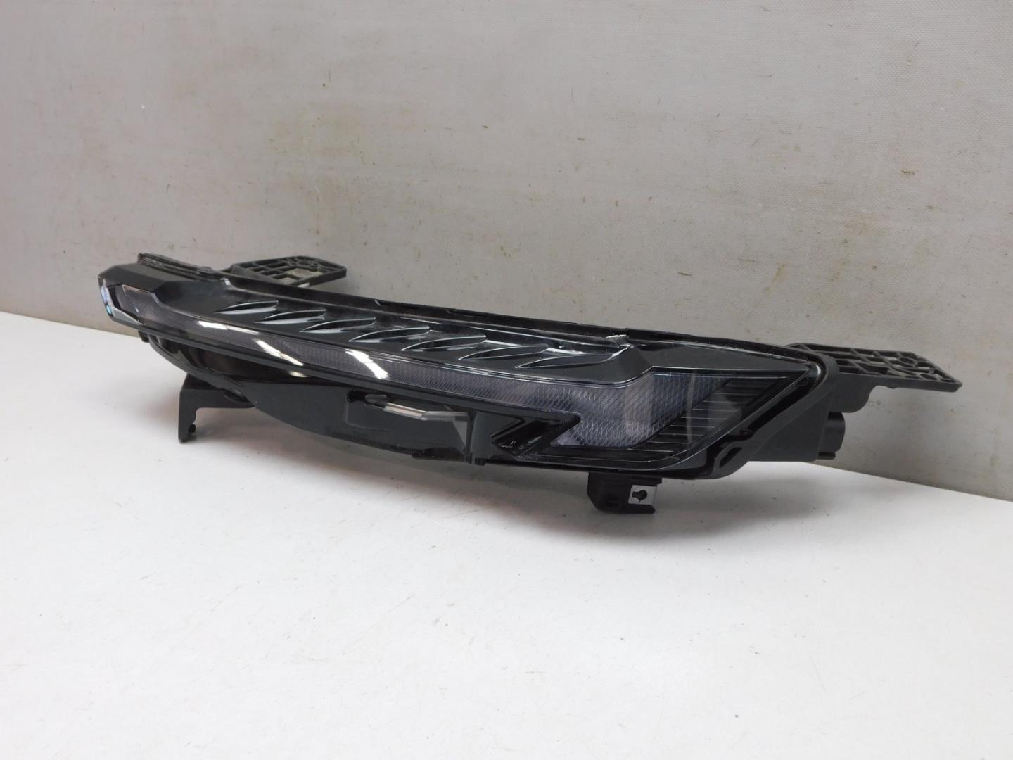 Габарит передний левый