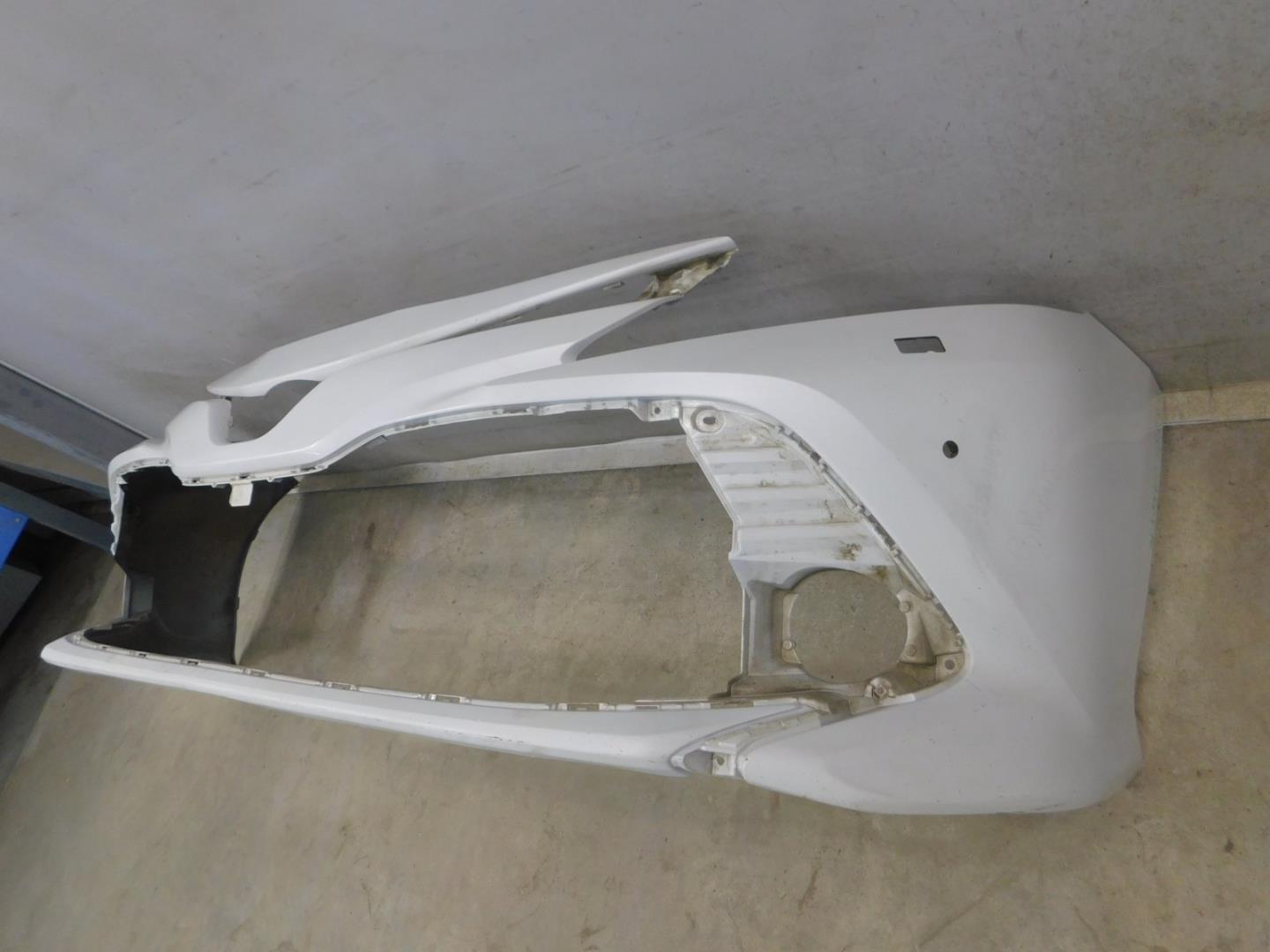 Бампер передний