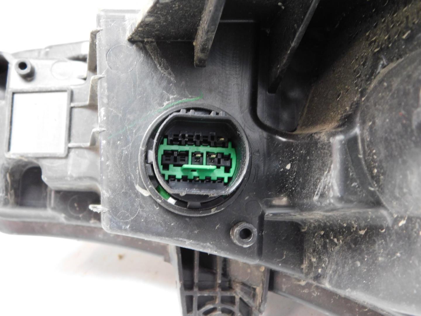 Габарит передний правый