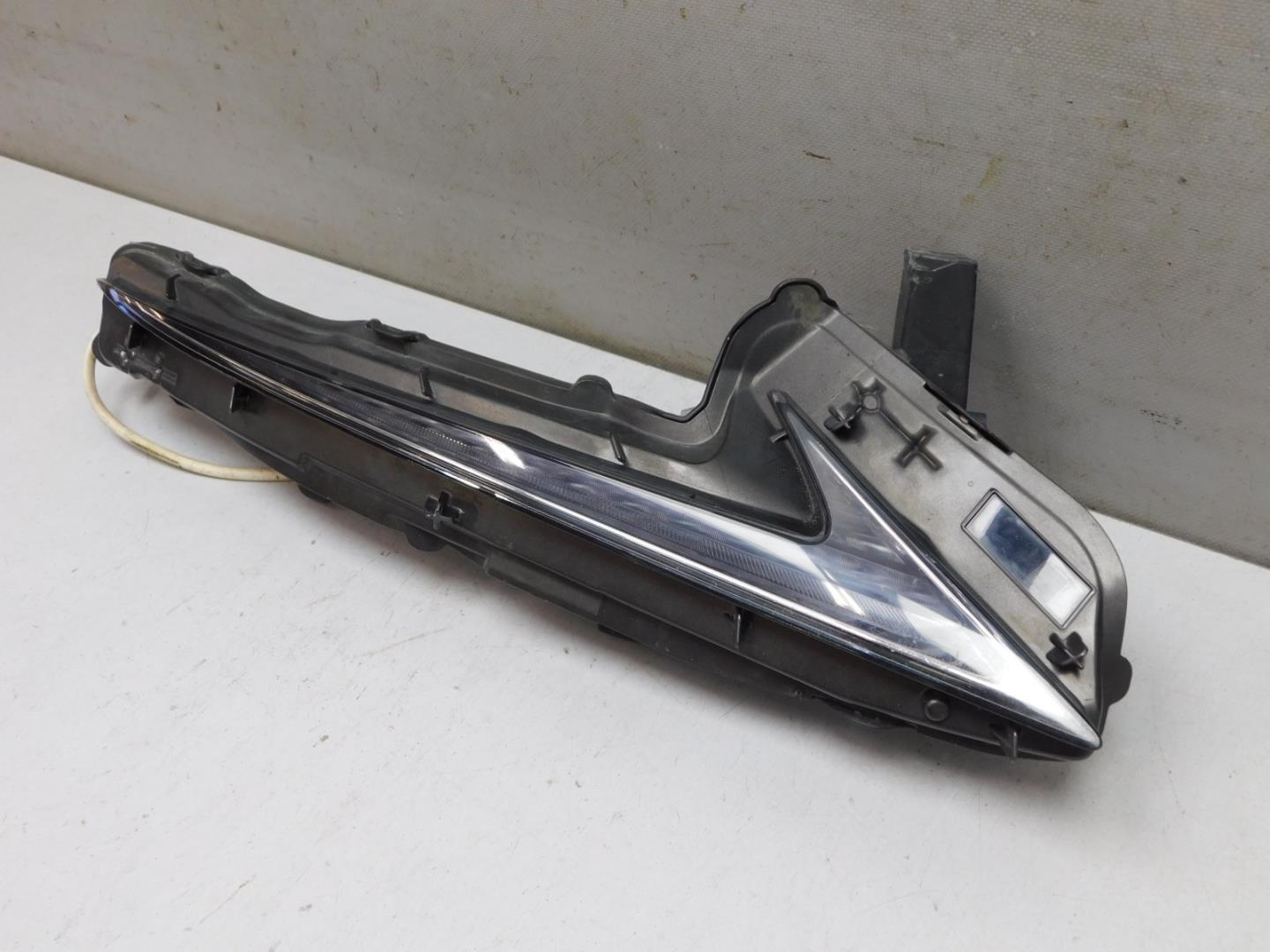 Габарит передний правый