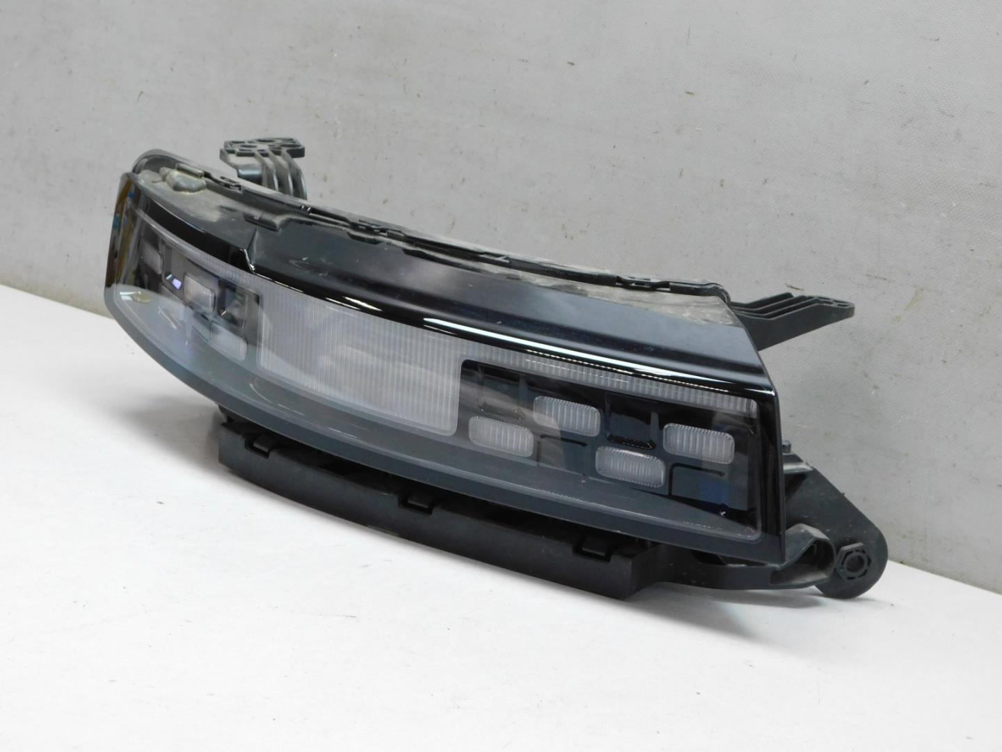 Габарит передний правый