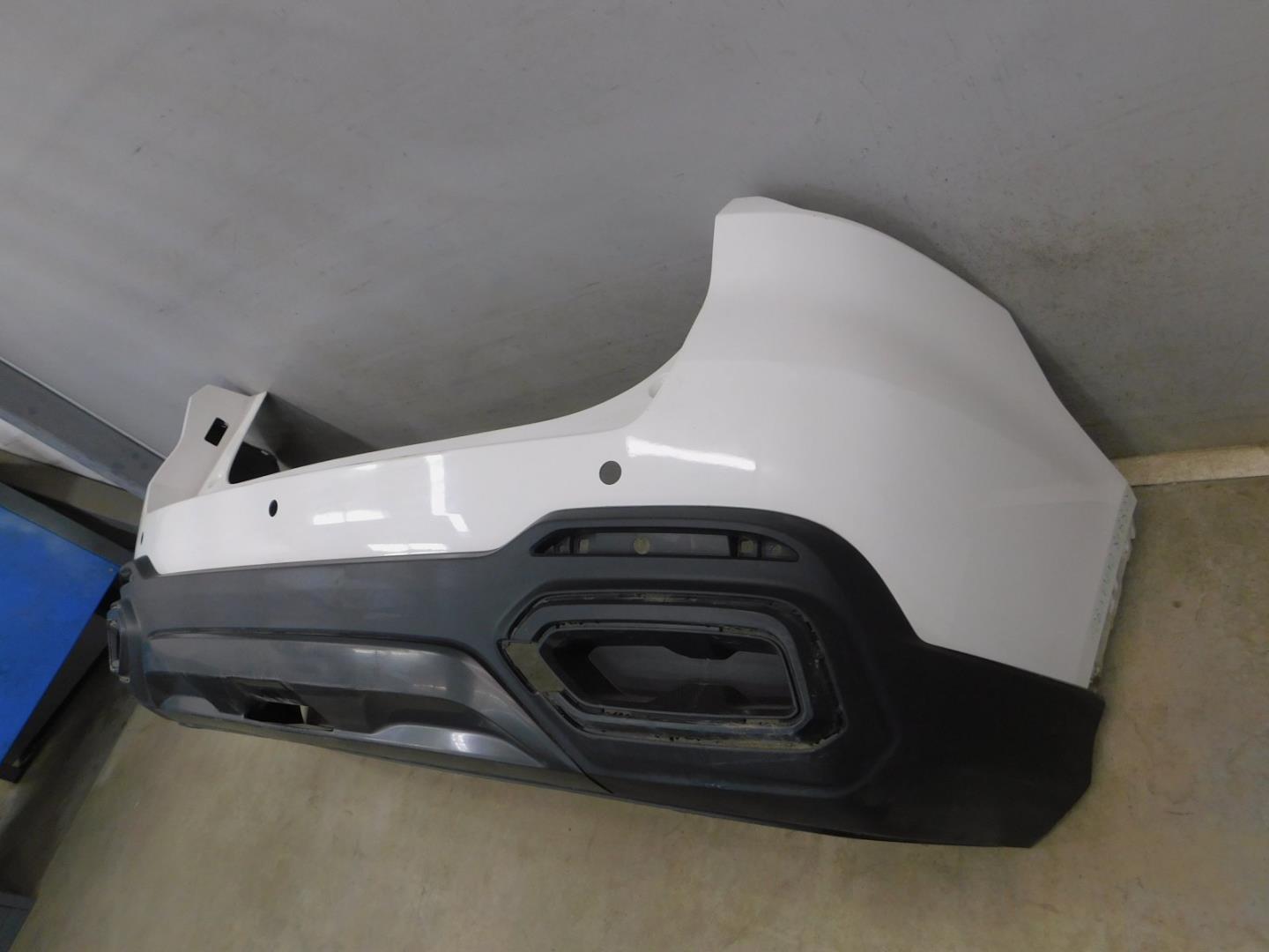 Бампер задний