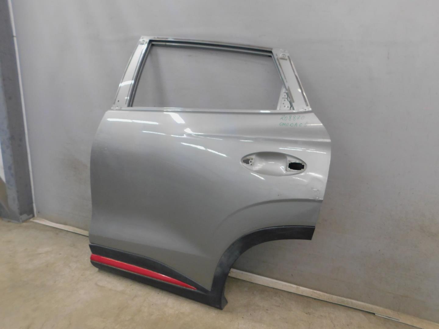 Дверь задняя левая