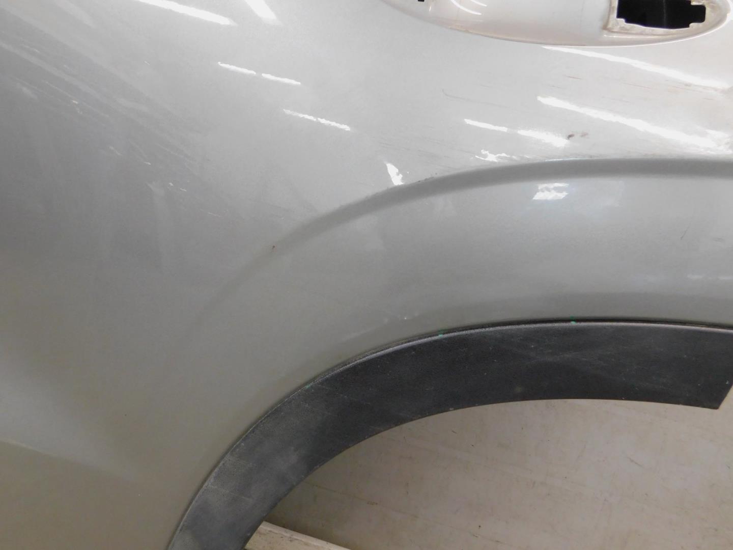 Дверь задняя левая