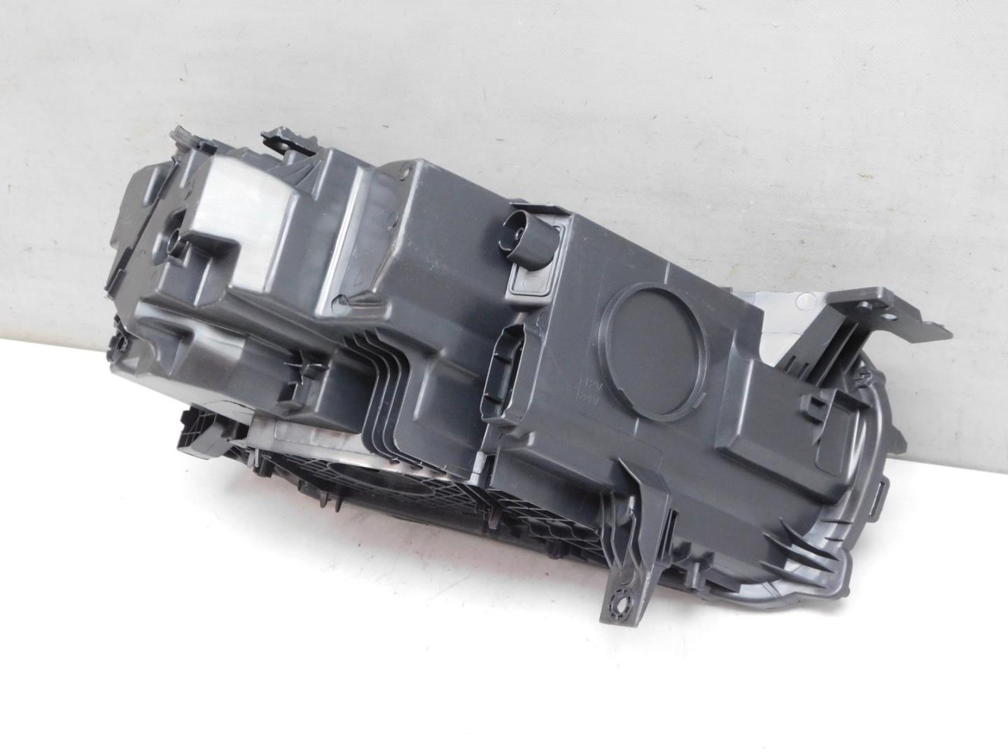 Корпус фары левой