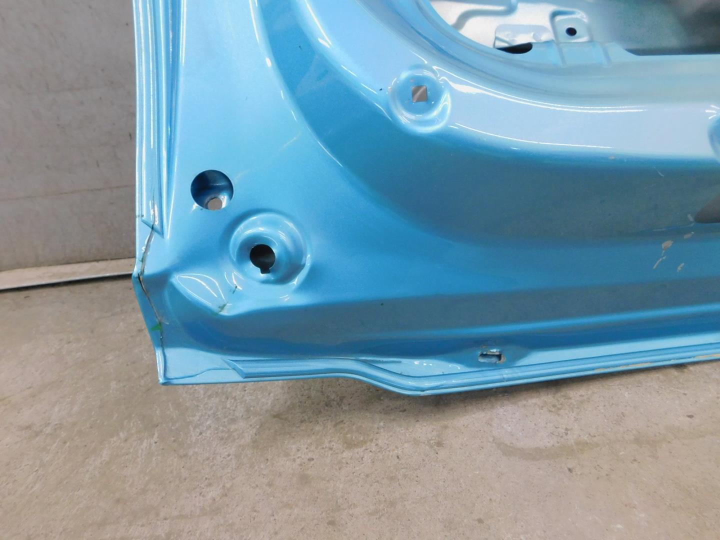 Дверь багажника