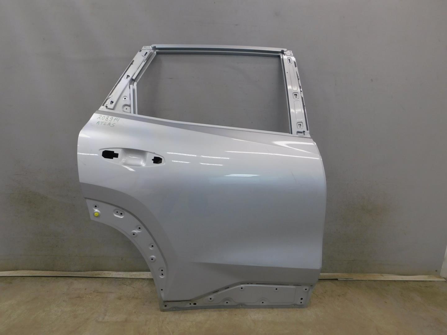 Дверь задняя правая