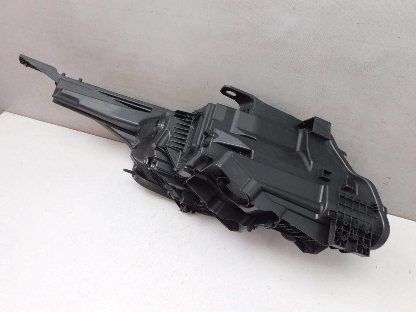 Корпус фары левой