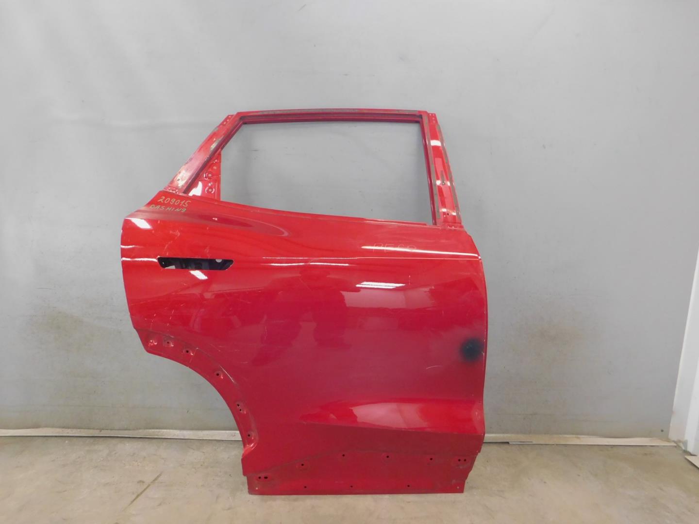 Дверь задняя правая