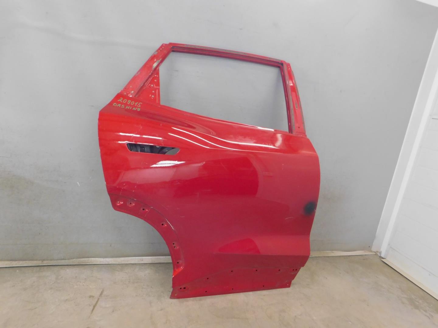 Дверь задняя правая