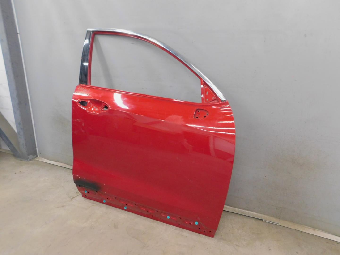 Дверь передняя правая