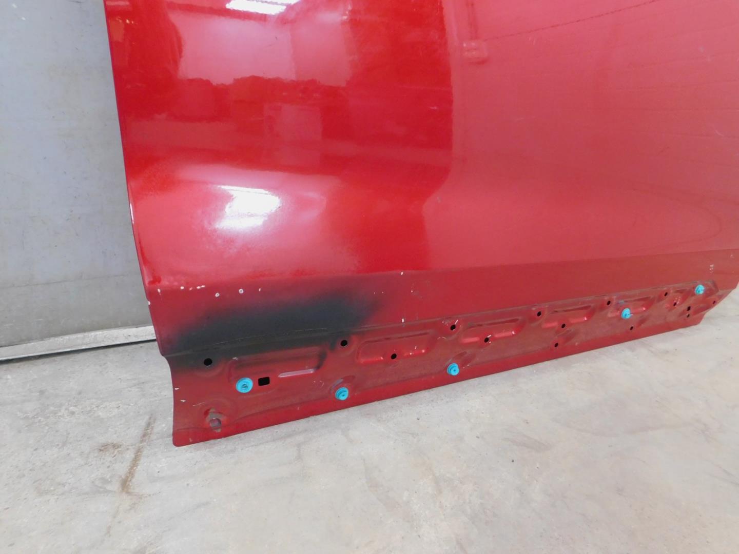 Дверь передняя правая