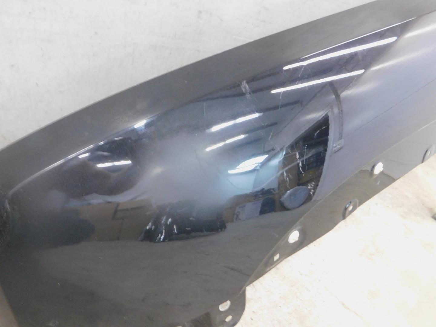 Крыло переднее левое