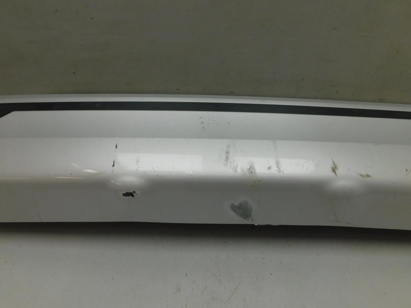 Накладка заднего бампера