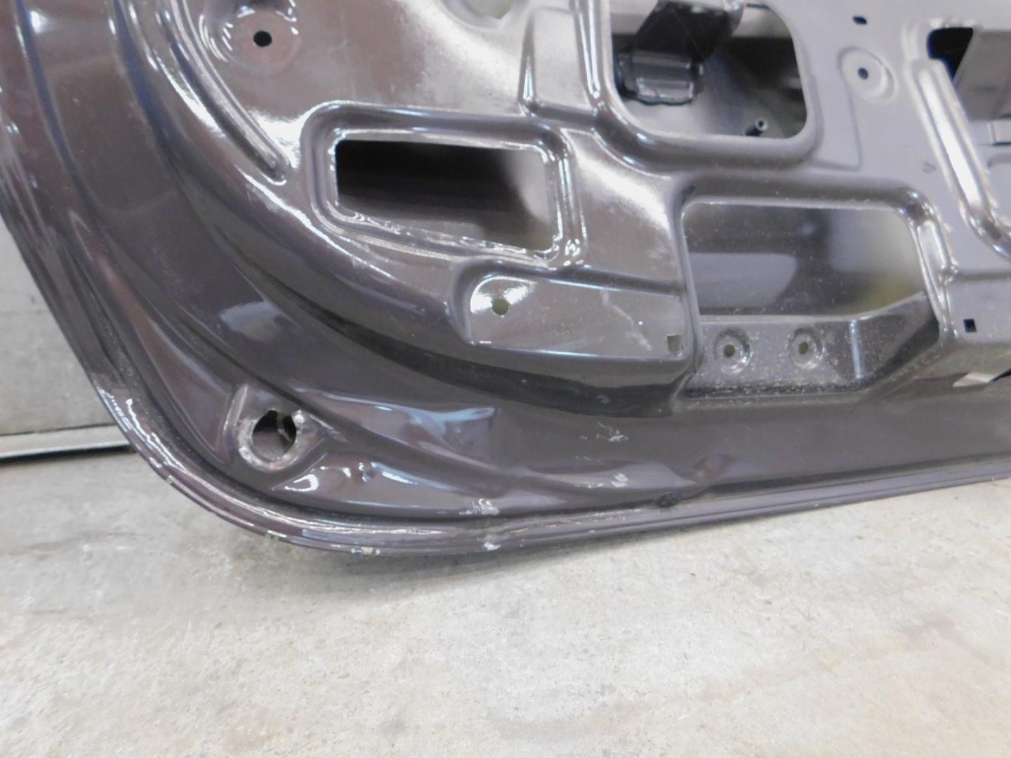 Дверь багажника