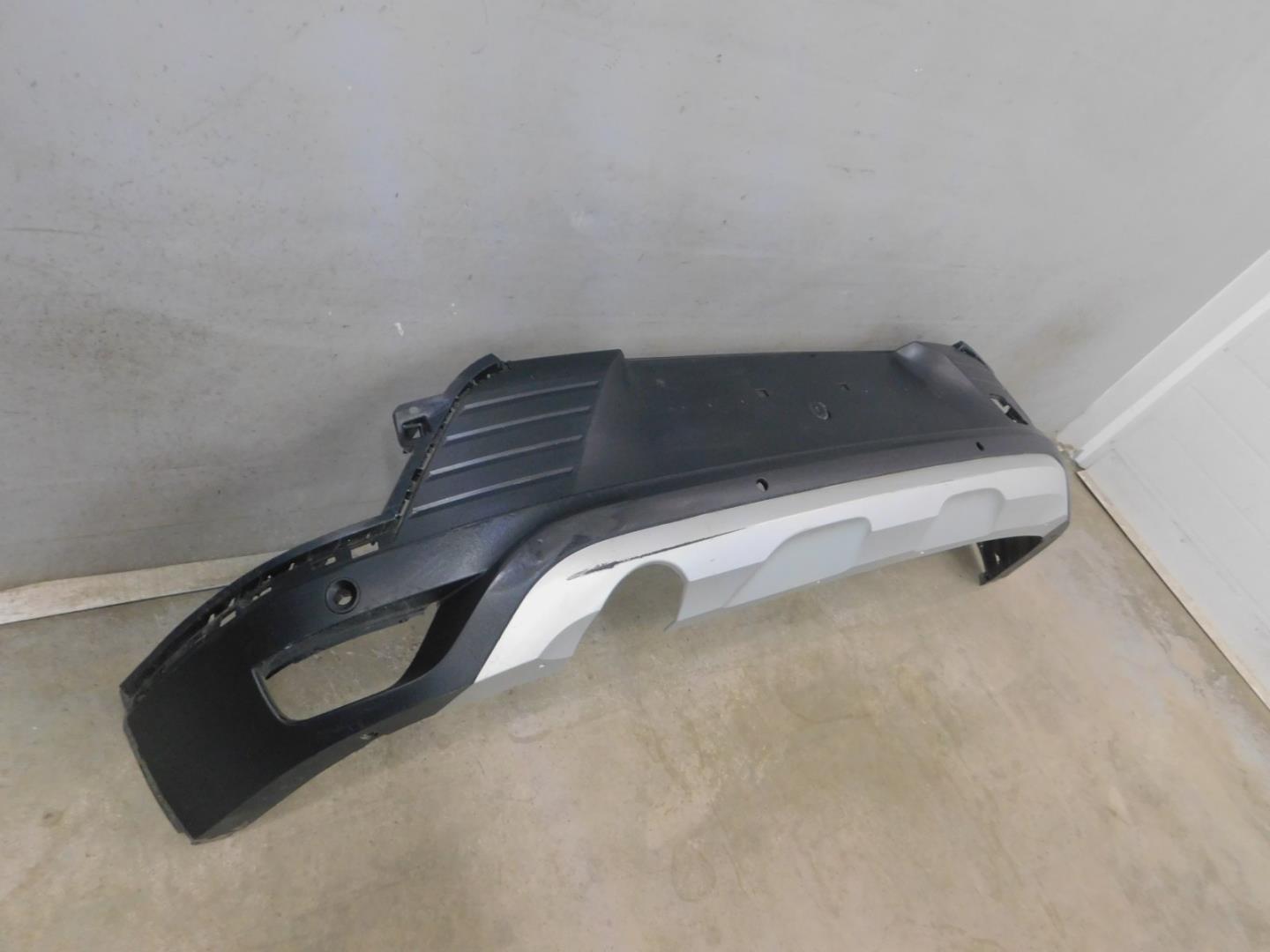 Бампер задний