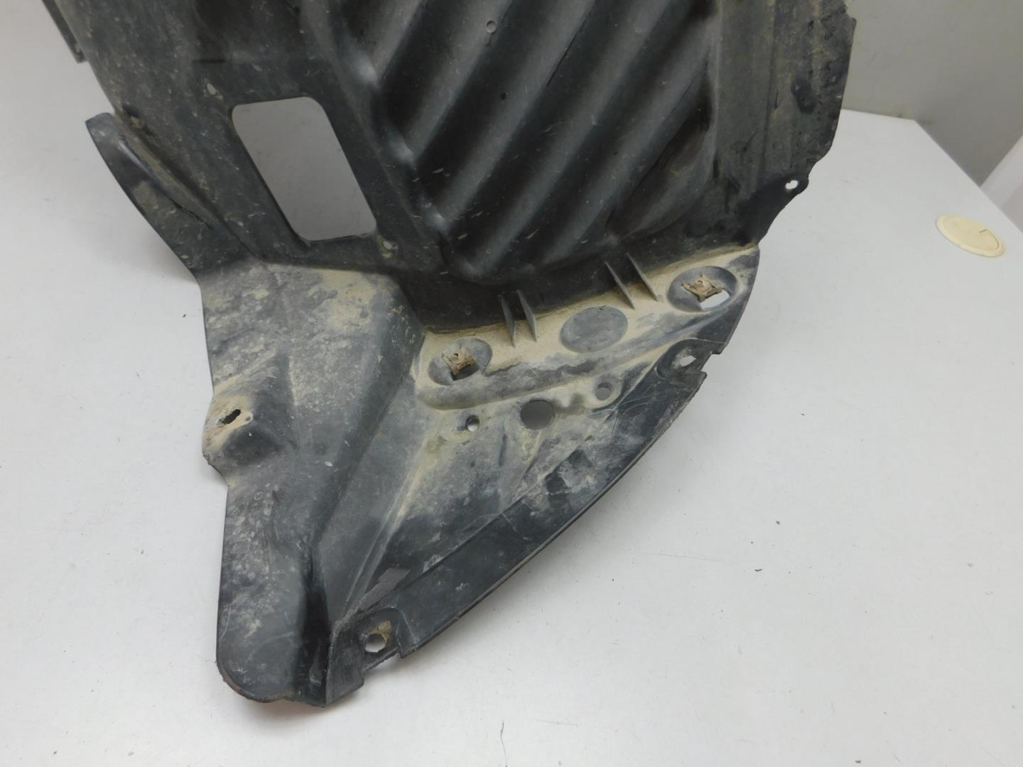 Локер передний левый