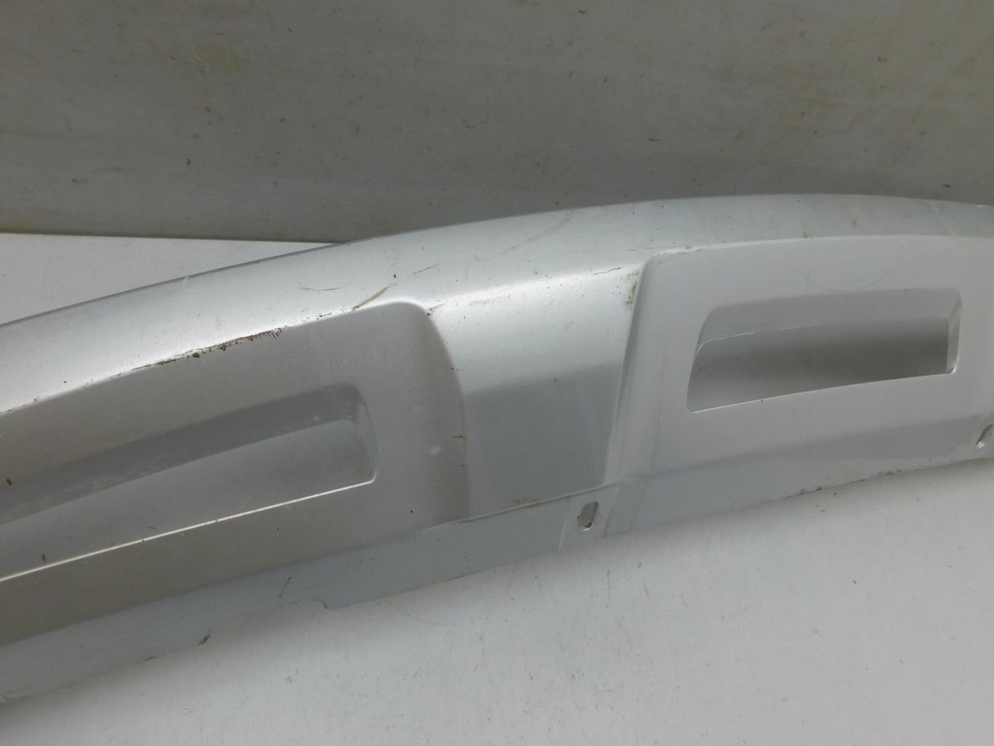 Накладка переднего бампера