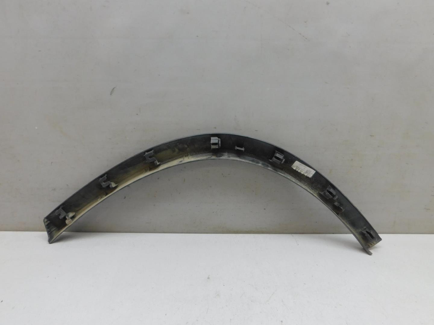 Накладка заднего крыла правого