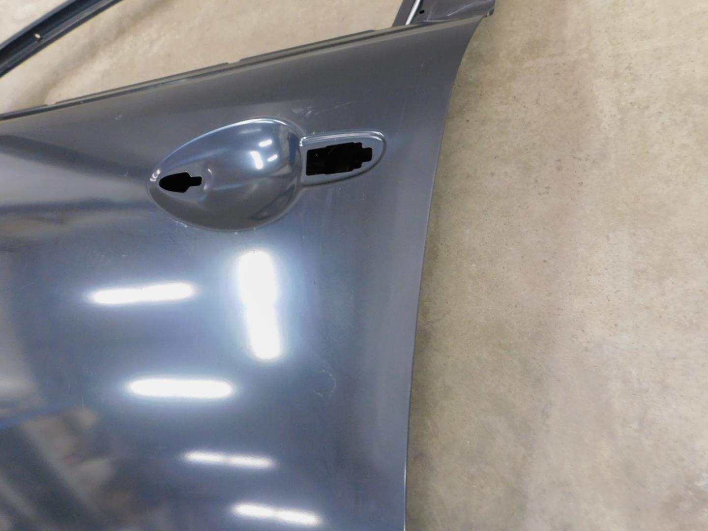 Дверь передняя левая